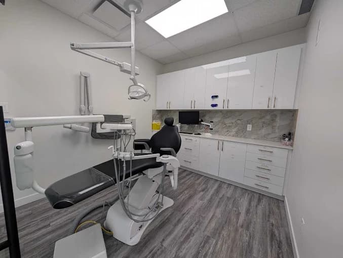 Treatment room where bad breath and gum care are provided at Rundlehorn Smiles Dental in NE Calgary